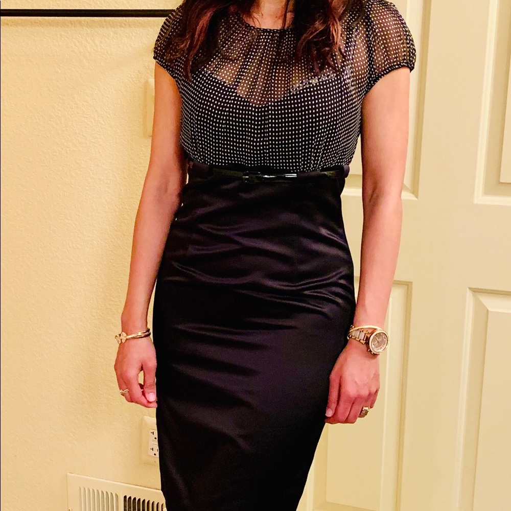 Tahari silk dress. Gently worn like New! Size 4.